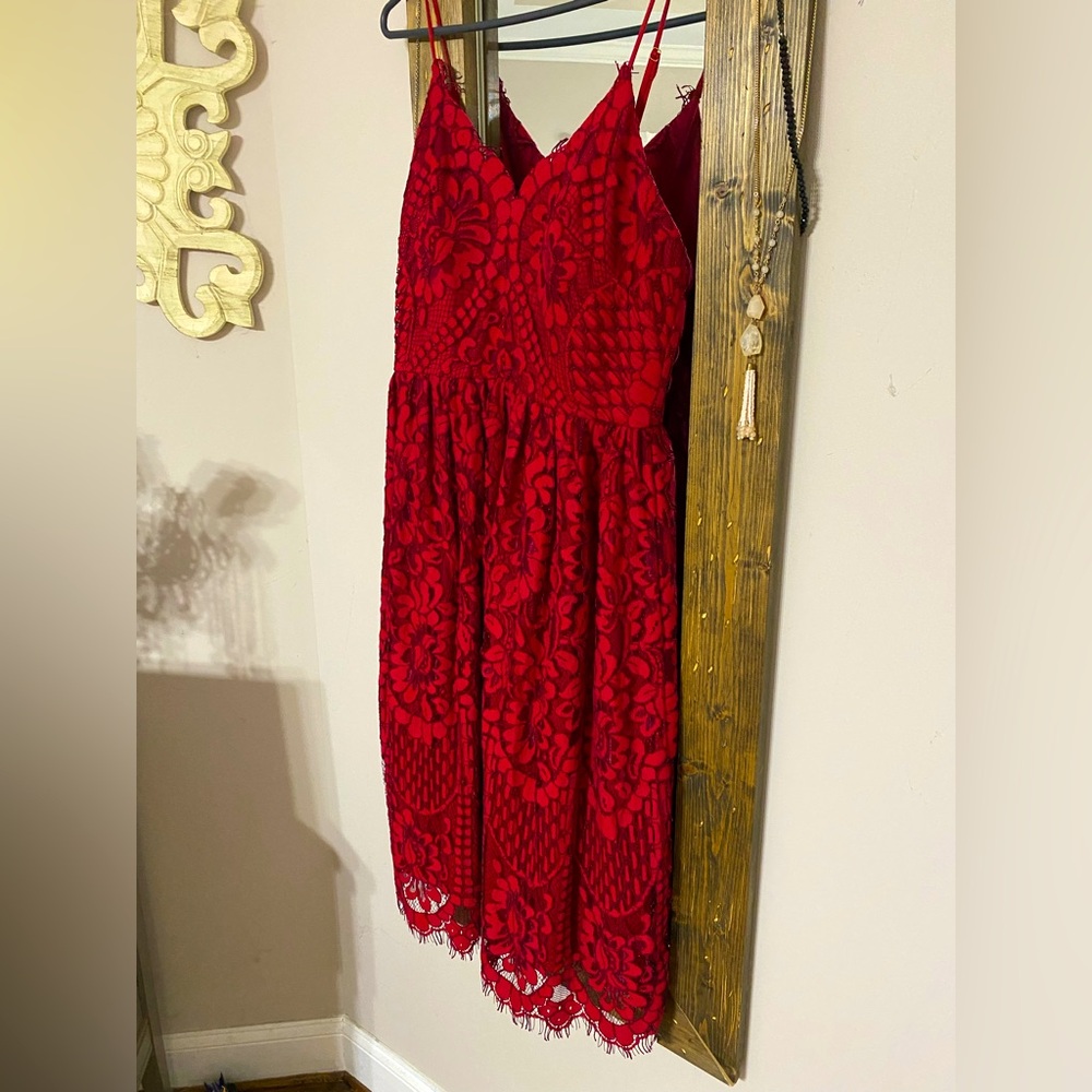 Nicole Miller, New York red/burgundy lace dress
